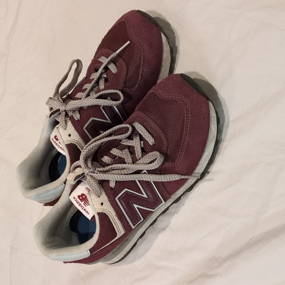 New Balance 574 Burgundy Sneakers